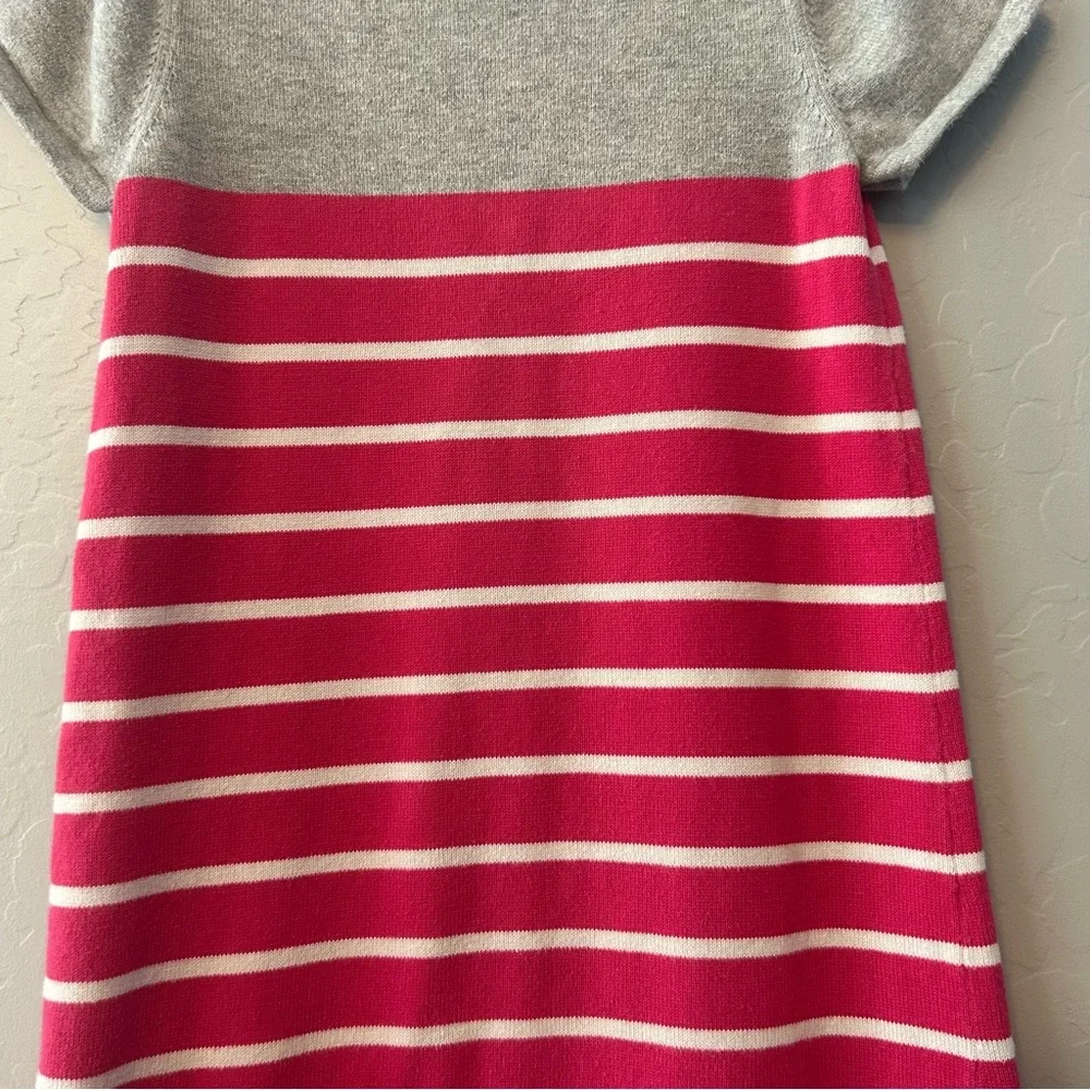 ⭐️Baby Gap light gray, pink and white striped short sleeve sweater dress 5 yr